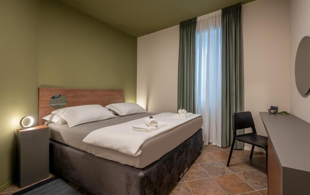 Green, Deluxe Two Bedroom Suite سبليت المظهر الخارجي الصورة
