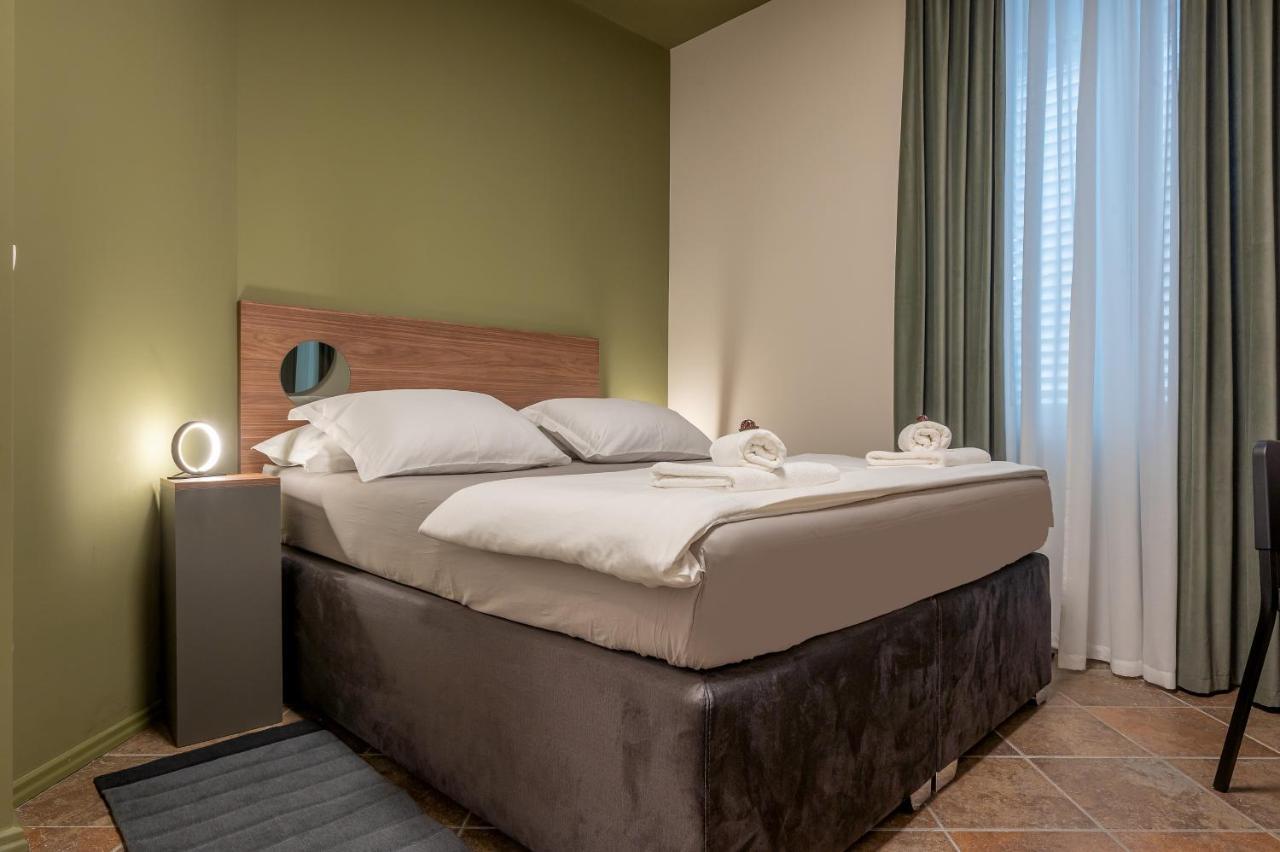 Green, Deluxe Two Bedroom Suite سبليت المظهر الخارجي الصورة
