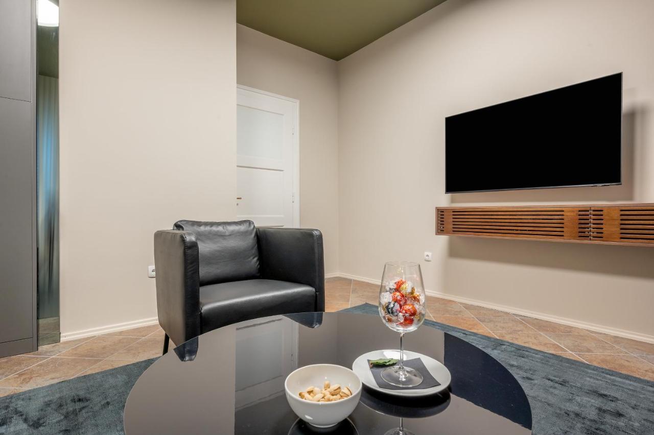 Green, Deluxe Two Bedroom Suite سبليت المظهر الخارجي الصورة